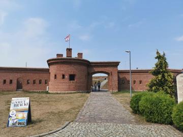 Reduta Morast/ Port Jachtowy