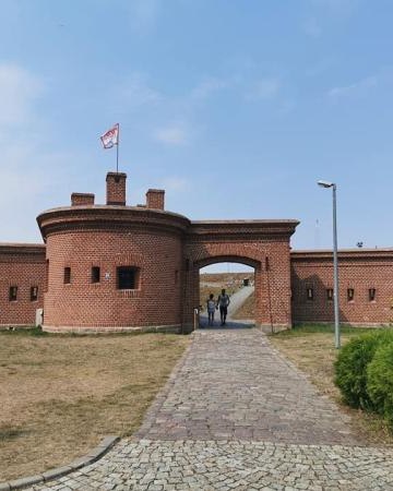 Reduta Morast/ Port Jachtowy