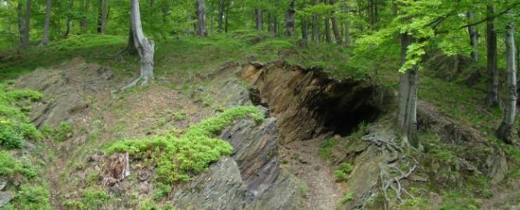 Grota w Czerniawie-Zdroju